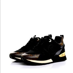 💯 AUTHENTIC Louie Vuitton Women’s Sneakers 71/2
